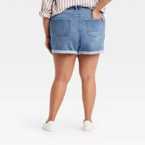 NWT Ava & Viv Mid Rise Jean Shorts size 20W 4" - Picture 3 of 3